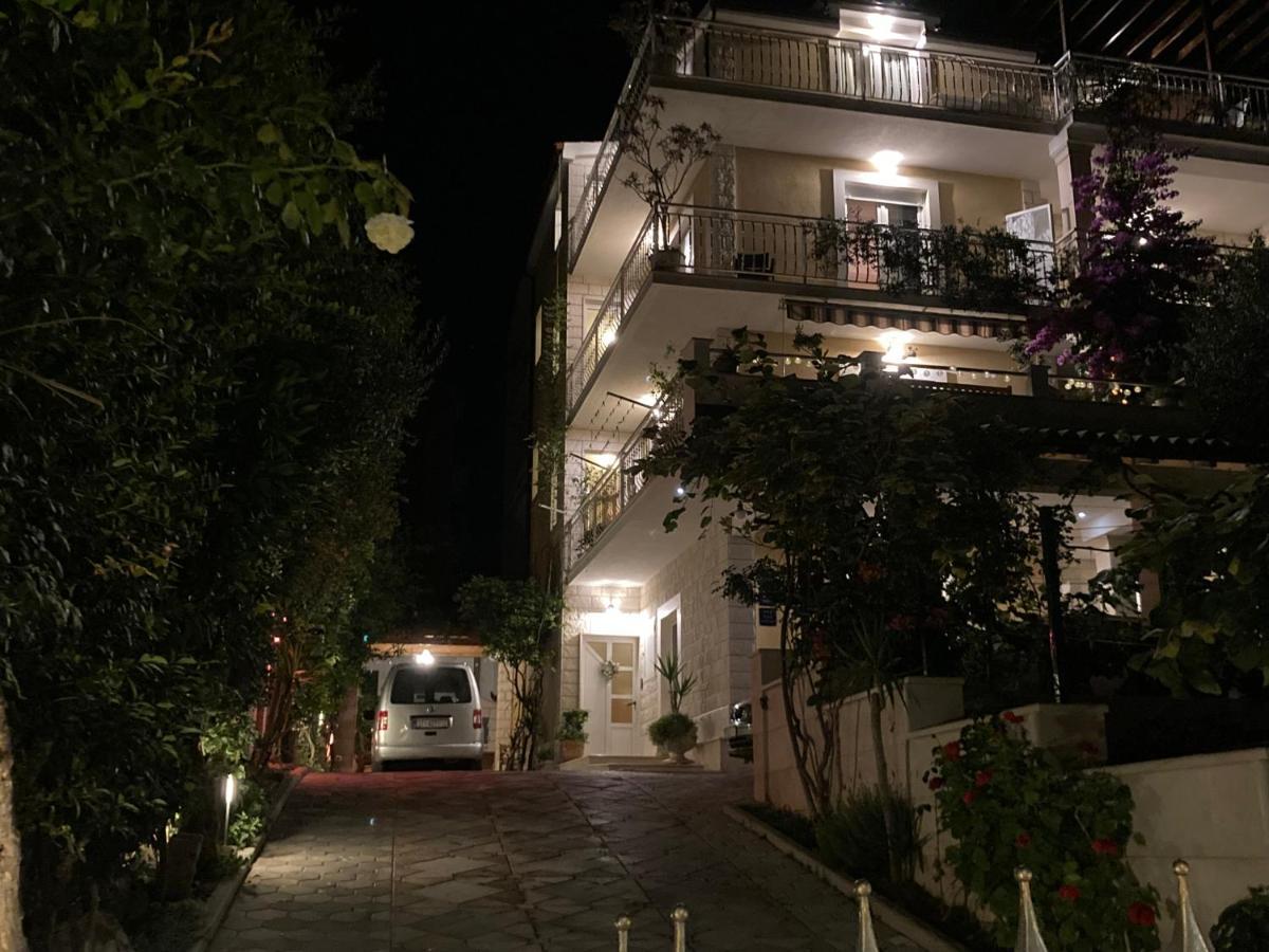 Guest House Adria Дугі-Рат Екстер'єр фото