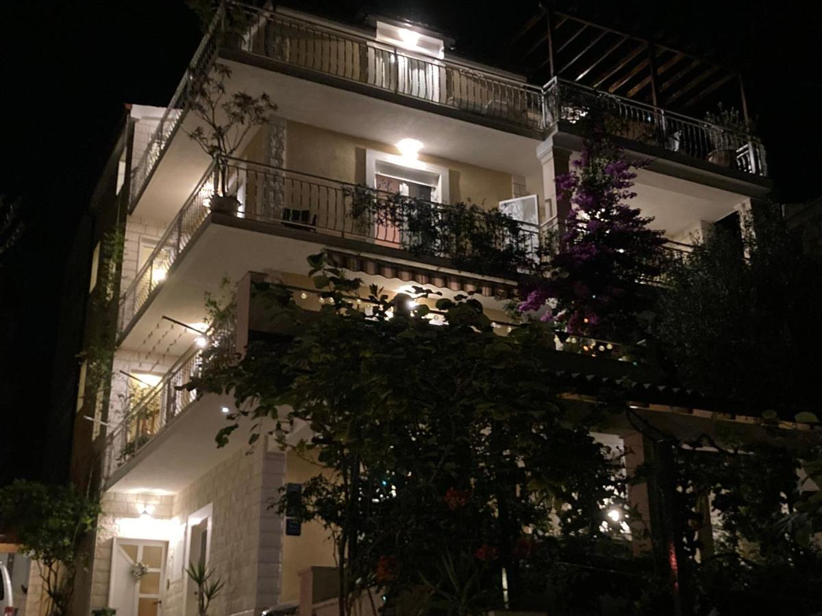 Guest House Adria Дугі-Рат Екстер'єр фото