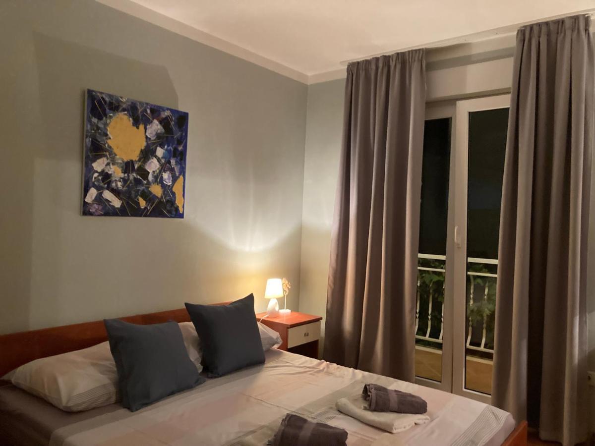 Guest House Adria Дугі-Рат Екстер'єр фото