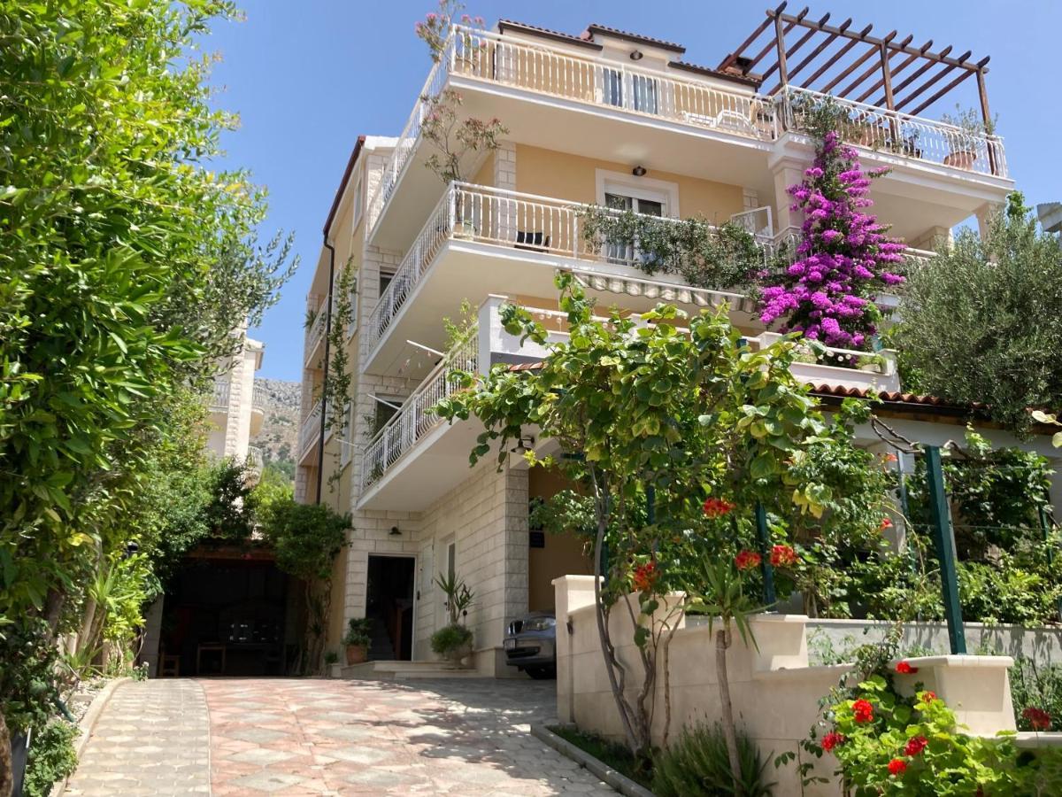 Guest House Adria Дугі-Рат Екстер'єр фото