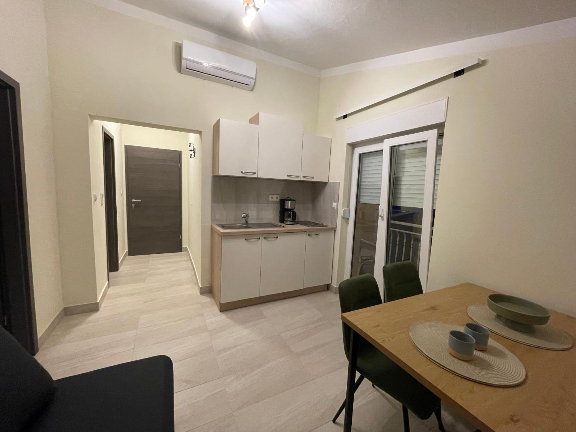 Guest House Adria Дугі-Рат Екстер'єр фото